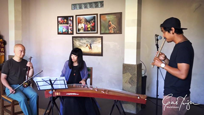 Zhou Yu & Ensemble - Photo by GUS TEJA World Music